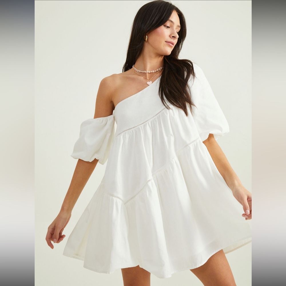 NWT Hannah Off the shoulder puff sleeve dress in white from Altar’d State